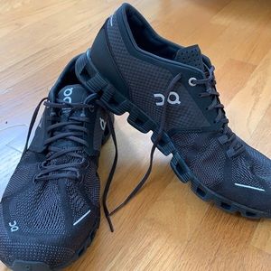 ON Cloud Running Shoes. New w/out box.